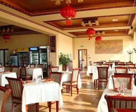 Dhs - Chinese Restaurant 3* 데바